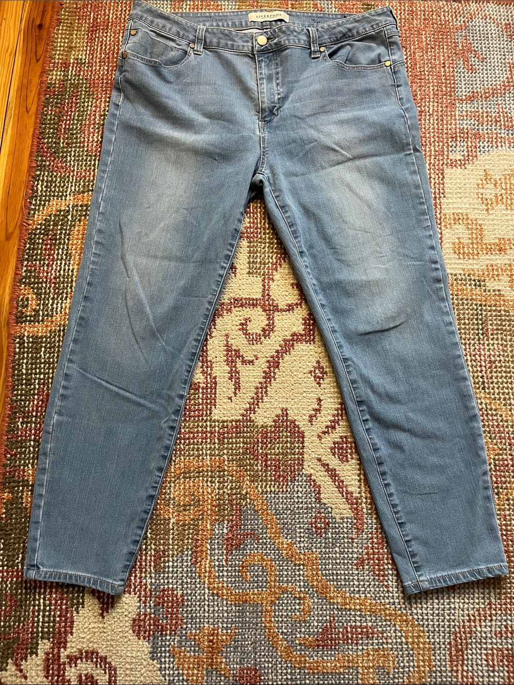 The Liverpool Jean Company Women’s Hugger Ankle Lightwash Size 16/33 EUc